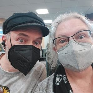 Meet your Posher, Denise